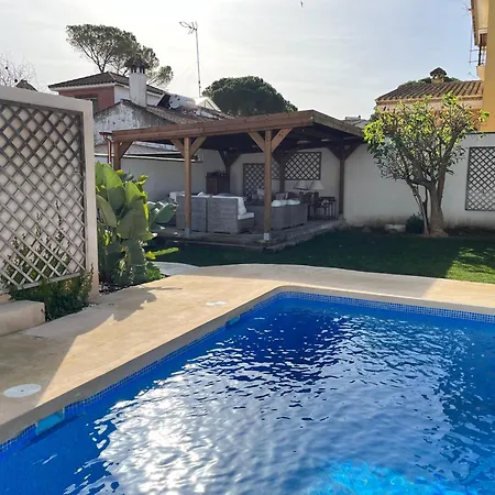 Chalet Ciudad Ducal Con Piscina Y Jardin El Puerto de Santa Maria Exterior photo